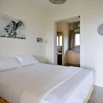 Hotell Rooster 3*