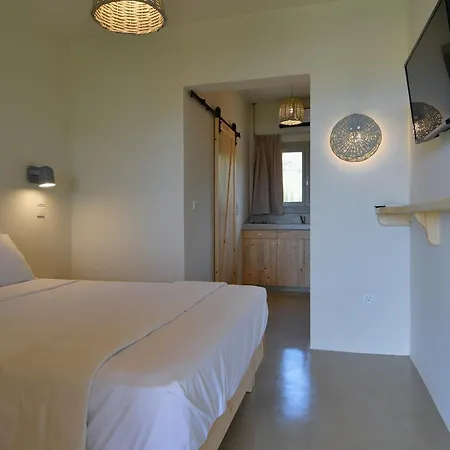 Rooster 3* Kipri (Andros)