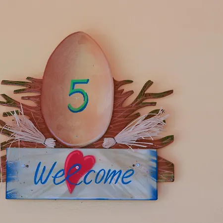 Rooster Hotel 3*