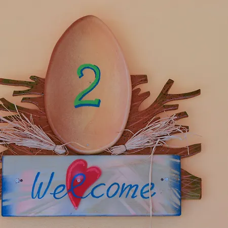 Rooster Hotel